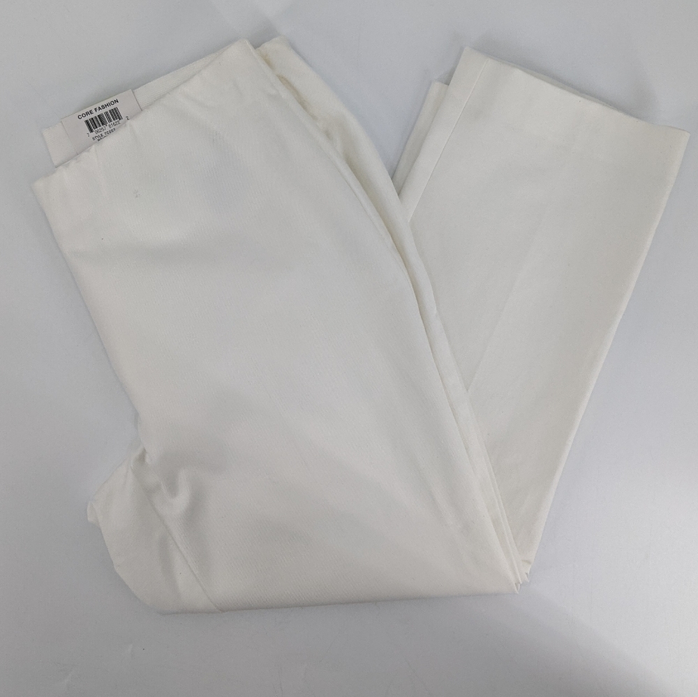 NWT ALFANI Comfort Waist Capri Pants